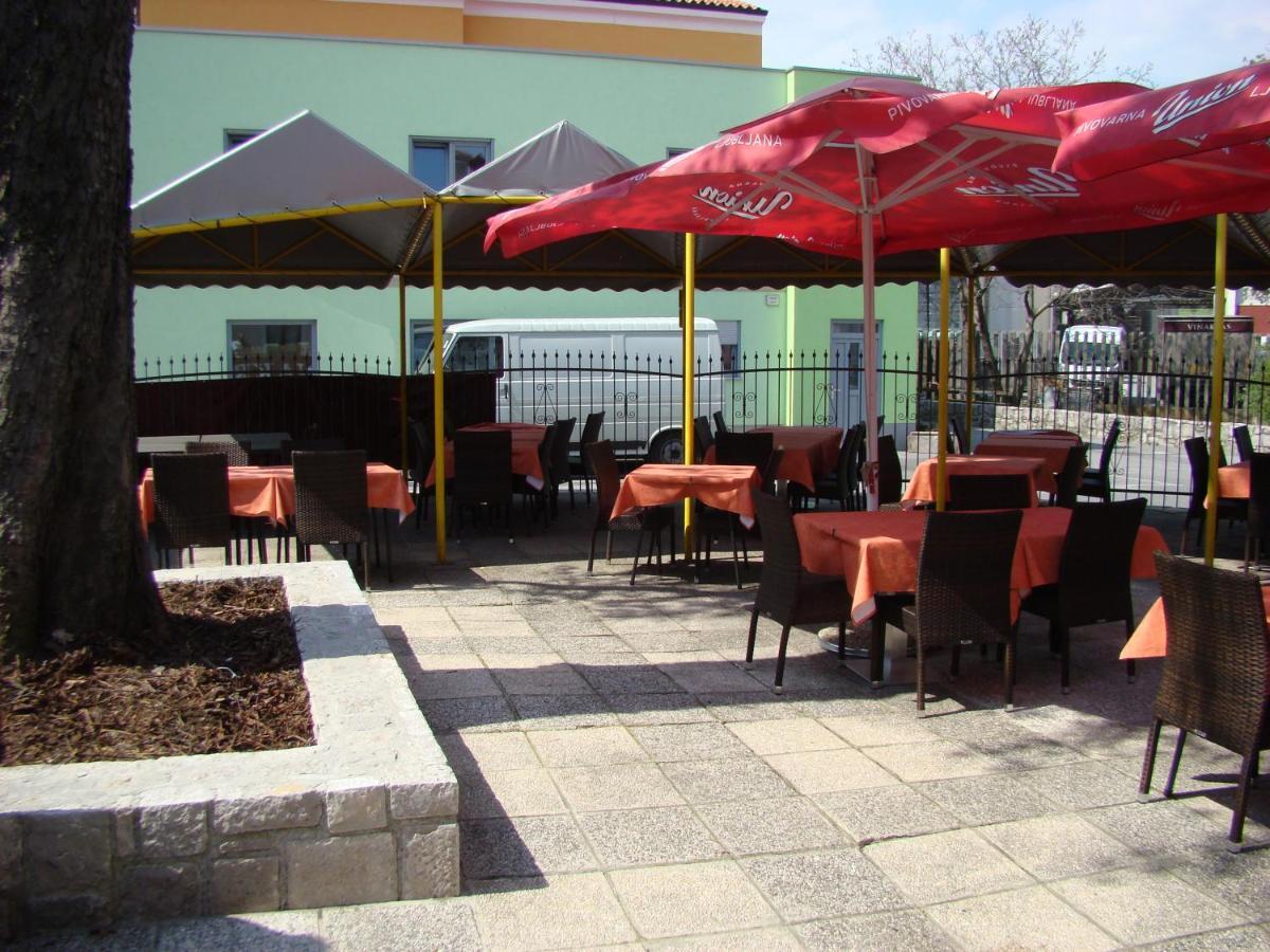 Hotel Gostilna Pri Dragici, Gostilna S Prenocisci, D.O.O. Sežana Exterior foto