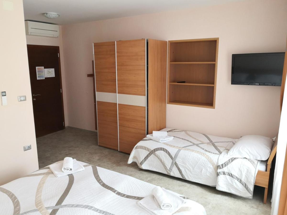 Hotel Gostilna Pri Dragici, Gostilna S Prenocisci, D.O.O. Sežana Exterior foto
